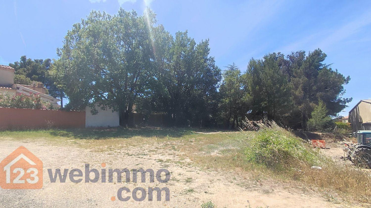 Ma-Cabane - Vente Terrain Charleval, 723 m²