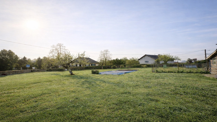 Ma-Cabane - Vente Terrain CHARLIEU, 1101 m²