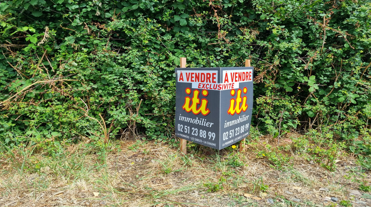 Ma-Cabane - Vente Terrain Château d'Olonne, 703 m²