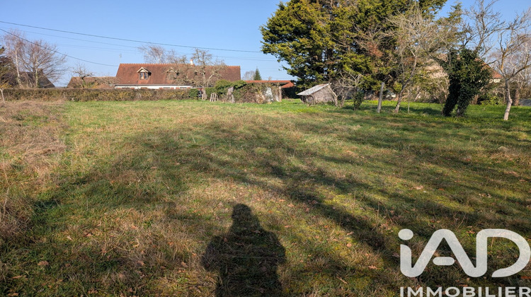 Ma-Cabane - Vente Terrain Châteaumeillant, 1847 m²