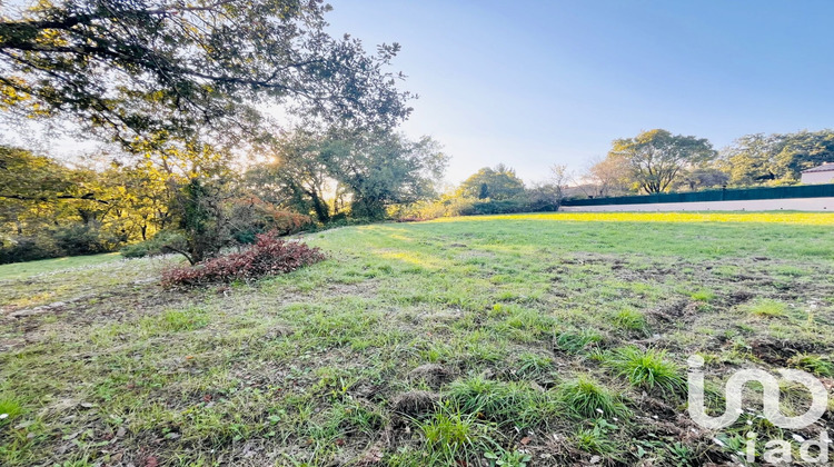 Ma-Cabane - Vente Terrain Châteauneuf-Grasse, 3800 m²