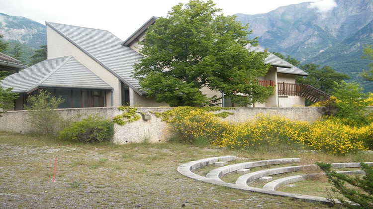 Ma-Cabane - Vente Terrain CHATEAUROUX LES ALPES, 60323 m²