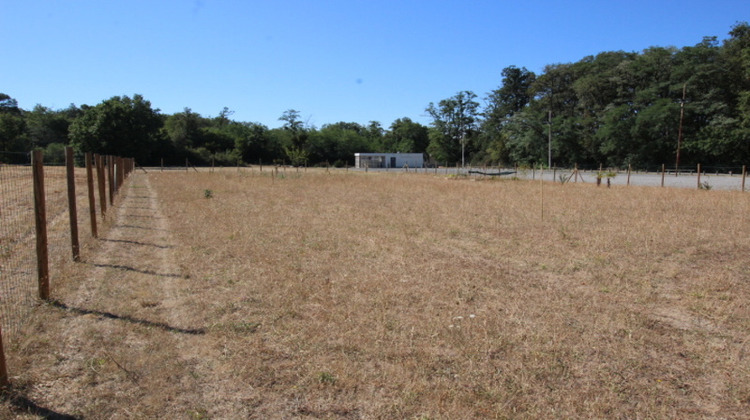 Ma-Cabane - Vente Terrain CHATELLERAULT, 3601 m²