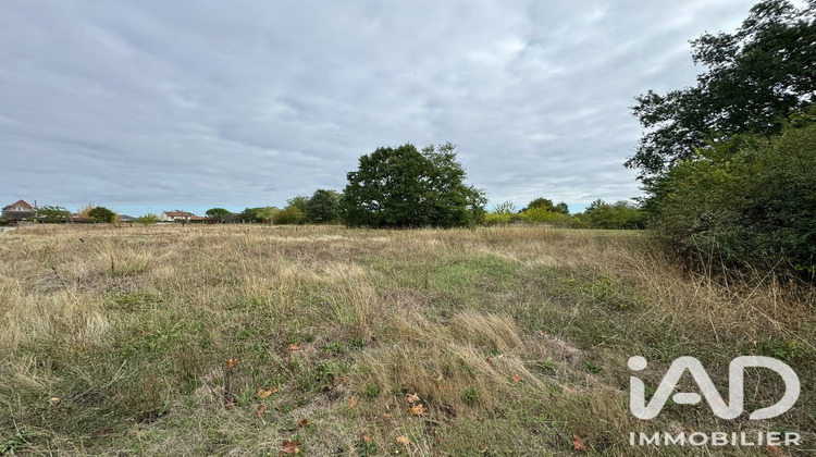 Ma-Cabane - Vente Terrain Châtellerault, 3226 m²