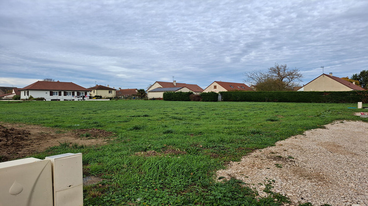 Ma-Cabane - Vente Terrain CHATENOY-EN-BRESSE, 1027 m²