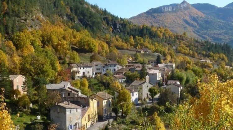 Ma-Cabane - Vente Terrain CHAUDON NORANTE, 905 m²