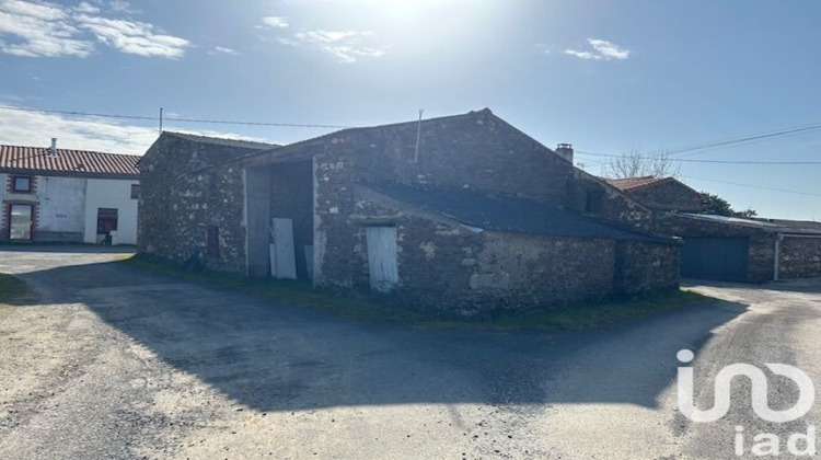 Ma-Cabane - Vente Terrain Chavagnes-en-Paillers, 329 m²