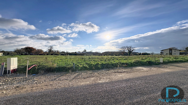 Ma-Cabane - Vente Terrain Chaveyriat, 718 m²