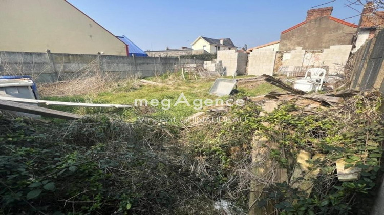 Ma-Cabane - Vente Terrain CHOLET, 170 m²
