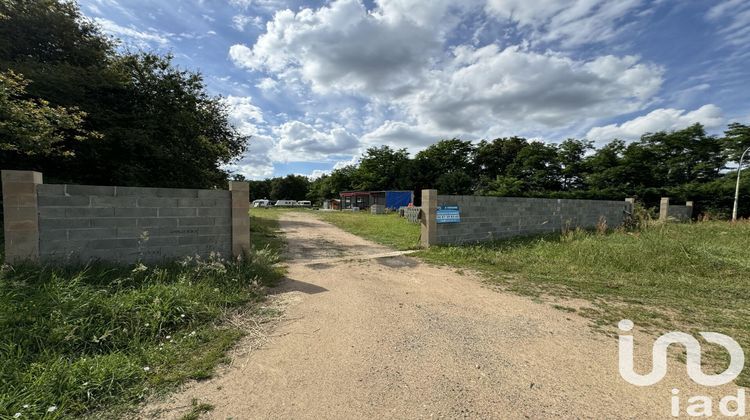 Ma-Cabane - Vente Terrain Chouzé-sur-Loire, 3080 m²