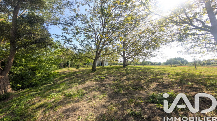 Ma-Cabane - Vente Terrain Civaux, 677 m²