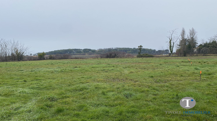 Ma-Cabane - Vente Terrain Civrac-en-Médoc, 700 m²