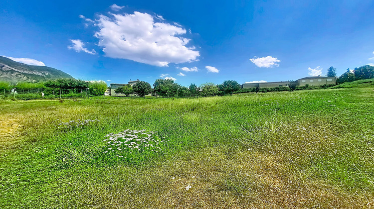 Ma-Cabane - Vente Terrain CLARET, 1584 m²