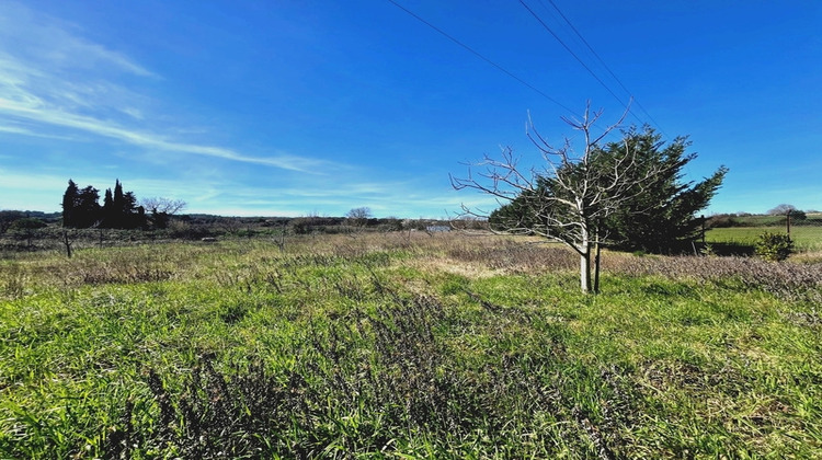 Ma-Cabane - Vente Terrain COLLIAS, 2600 m²