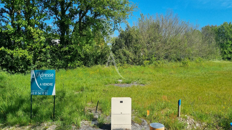 Ma-Cabane - Vente Terrain COMMEQUIERS, 458 m²