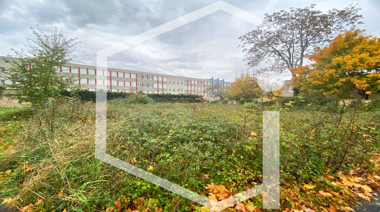 Ma-Cabane - Vente Terrain Cosne-Cours-sur-Loire, 679 m²