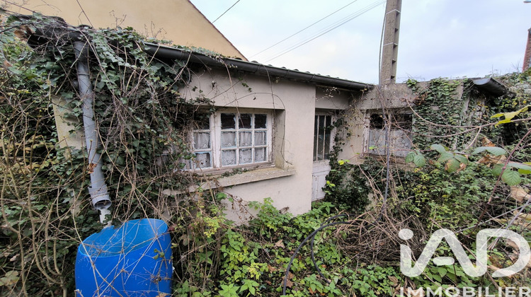 Ma-Cabane - Vente Terrain Crépy-en-Valois, 874 m²