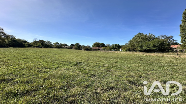 Ma-Cabane - Vente Terrain Crouy-sur-Ourcq, 3167 m²