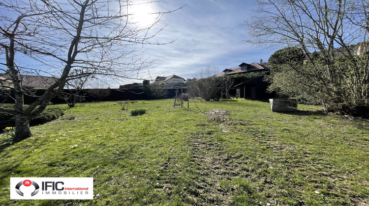 Ma-Cabane - Vente Terrain Divonne-les-Bains, 1021 m²