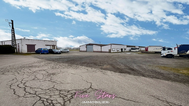 Ma-Cabane - Vente Terrain DOMMARY-BARONCOURT, 23700 m²