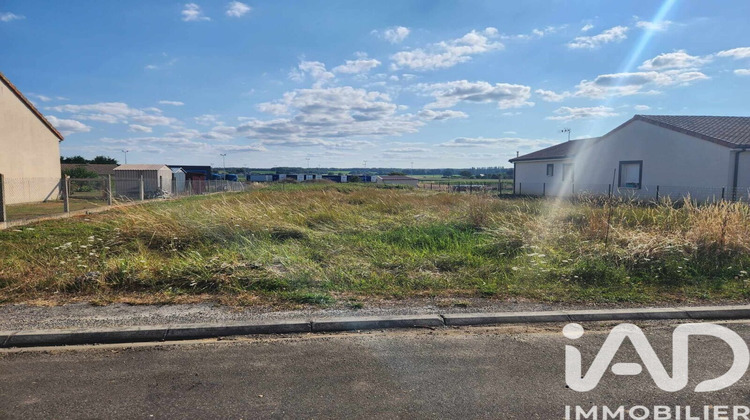 Ma-Cabane - Vente Terrain Doussay, 1100 m²