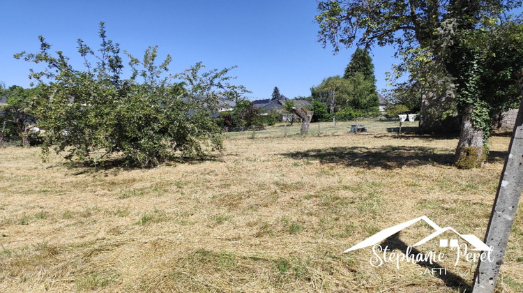 Ma-Cabane - Vente Terrain Egletons, 2399 m²