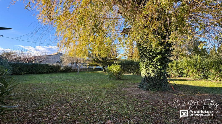 Ma-Cabane - Vente Terrain ENTRAIGUES SUR LA SORGUE, 360 m²