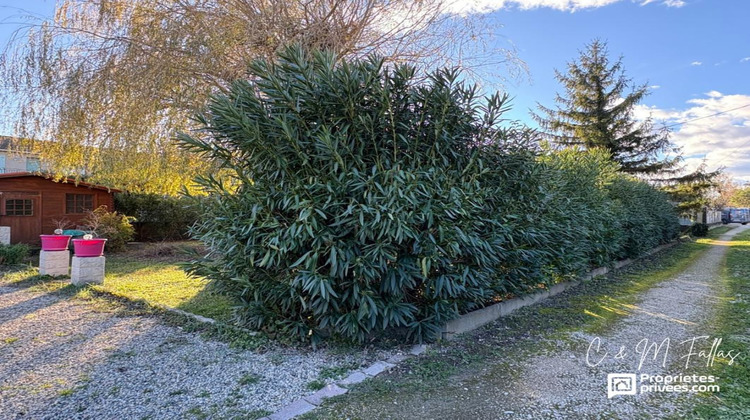 Ma-Cabane - Vente Terrain ENTRAIGUES SUR LA SORGUE, 360 m²