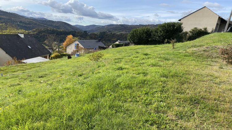 Ma-Cabane - Vente Terrain ENTRAYGUES SUR TRUYERE, 664 m²