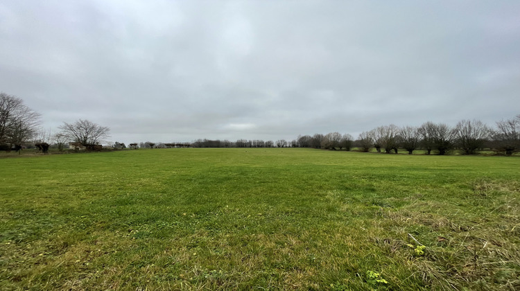 Ma-Cabane - Vente Terrain Esquéhéries, 4800 m²