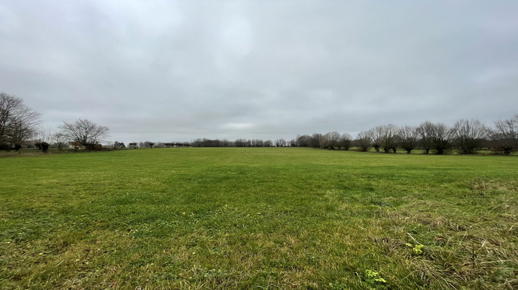 Ma-Cabane - Vente Terrain Esquéhéries, 4800 m²