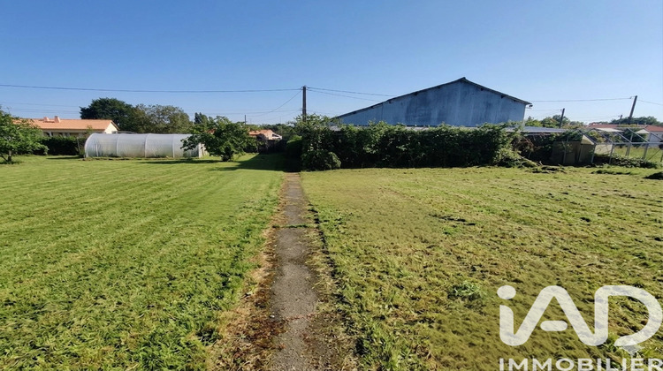 Ma-Cabane - Vente Terrain Essarts-en-Bocage, 2165 m²