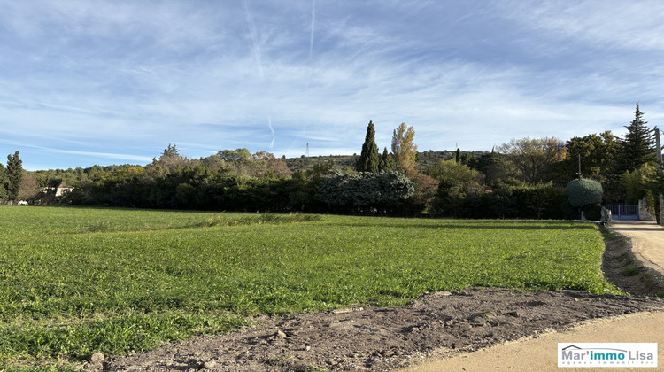 Ma-Cabane - Vente Terrain Eyguières, 600 m²