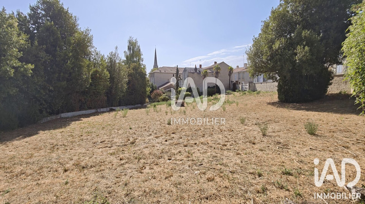 Ma-Cabane - Vente Terrain Fontenay-le-Comte, 1636 m²