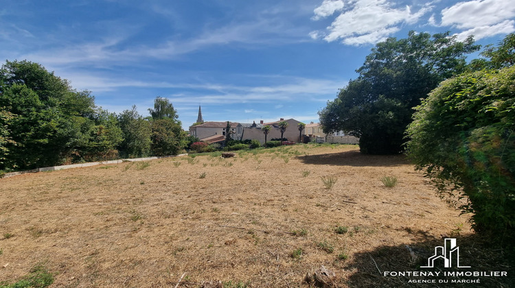 Ma-Cabane - Vente Terrain Fontenay-le-Comte, 1636 m²