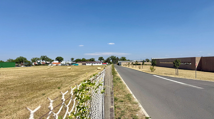 Ma-Cabane - Vente Terrain GANNAT, 16561 m²