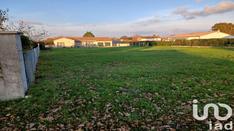 Ma-Cabane - Vente Terrain Gençay, 1190 m²