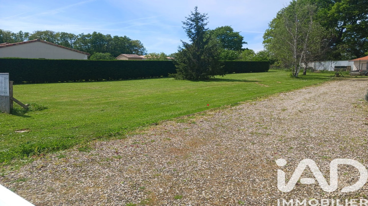 Ma-Cabane - Vente Terrain Gençay, 1213 m²