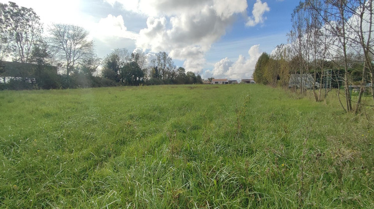 Ma-Cabane - Vente Terrain Genouille, 7211 m²