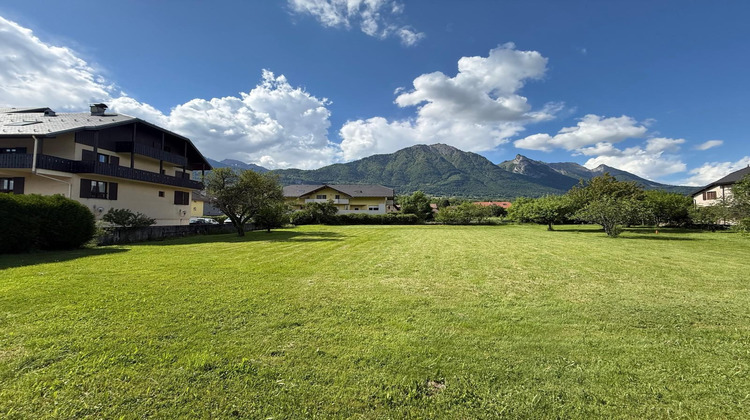 Ma-Cabane - Vente Terrain Gilly-sur-Isère, 2435 m²