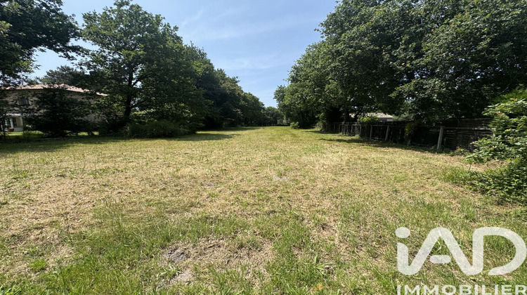 Ma-Cabane - Vente Terrain Grayan-Et-l'Hôpital, 1553 m²