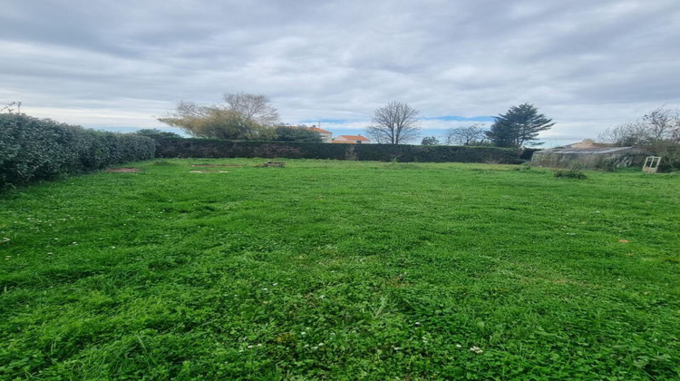 Ma-Cabane - Vente Terrain GRUES, 847 m²