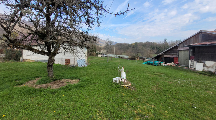 Ma-Cabane - Vente Terrain INJOUX-GENISSIAT, 1123 m²