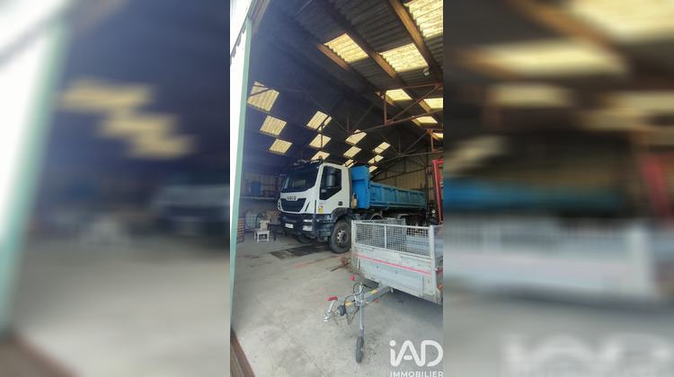 Ma-Cabane - Vente Terrain Isigny-le-Buat, 2089 m²