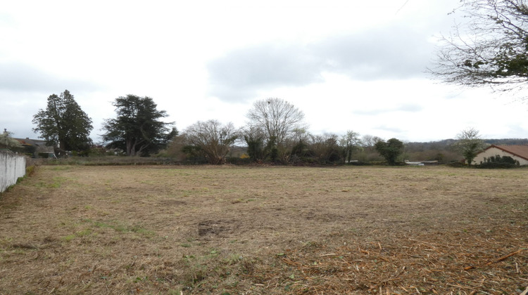 Ma-Cabane - Vente Terrain Jarnages, 1830 m²