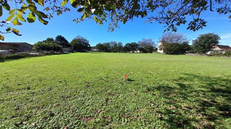 Ma-Cabane - Vente Terrain Jasses, 2500 m²