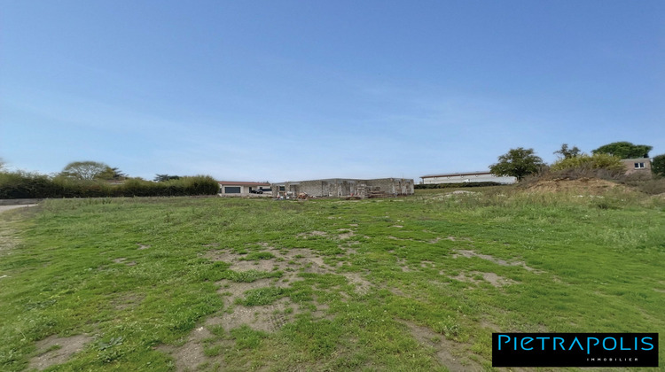 Ma-Cabane - Vente Terrain Jons, 1940 m²