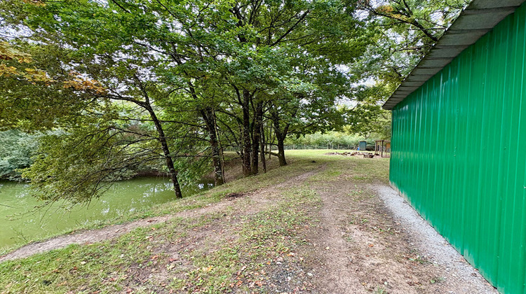 Ma-Cabane - Vente Terrain LA BRUERE-SUR-LOIR, 33000 m²
