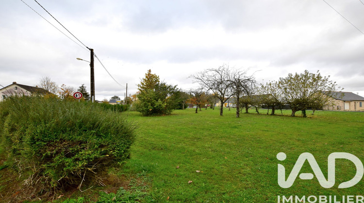 Ma-Cabane - Vente Terrain La Chapelle-Blanche-Saint-Martin, 1096 m²