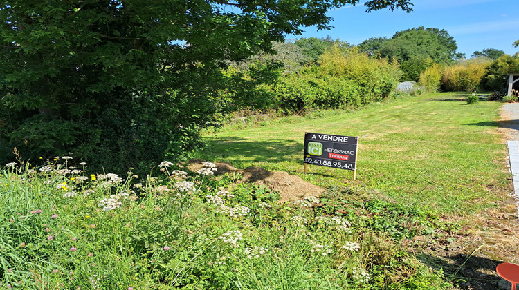 Ma-Cabane - Vente Terrain LA CHAPELLE-DES-MARAIS, 739 m²